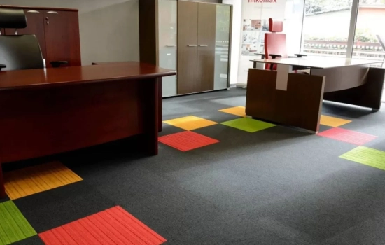 Comfortable and stylish office carpet with colorful accents to create a welcoming atmosphere